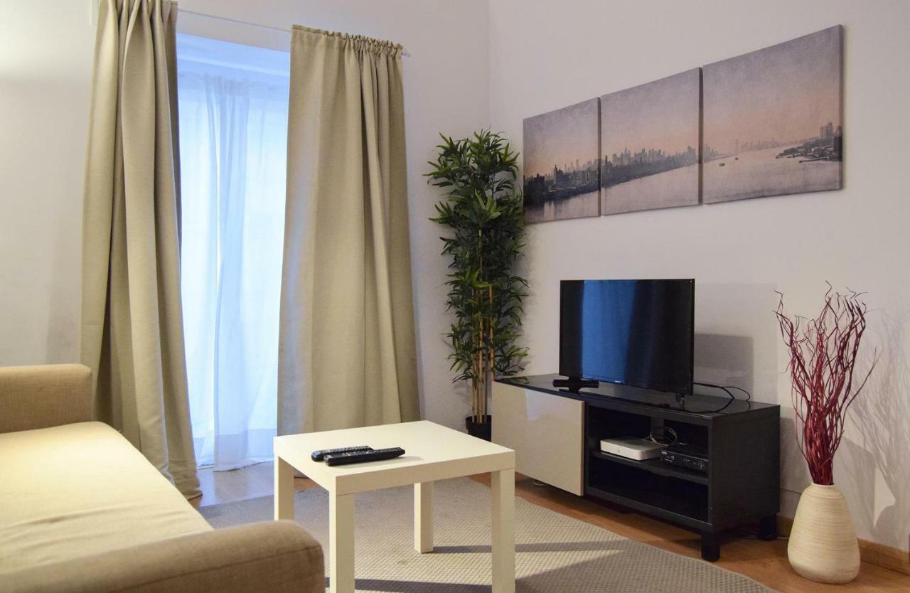 Family House Apartment ลิสบอน ภายนอก รูปภาพ